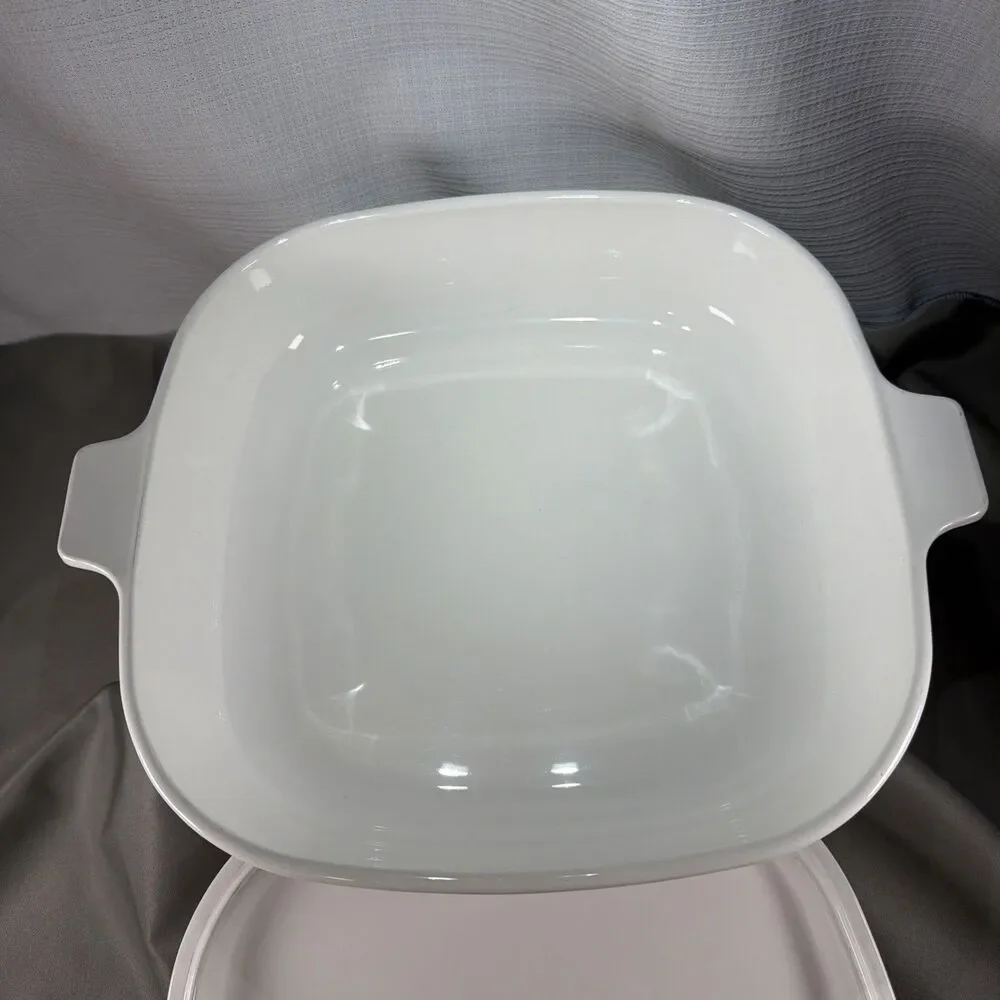 CorningWare Cornflower Blue 5 Liter Casserole Dish Domed Lid 10x10 Mint B-11 Ser